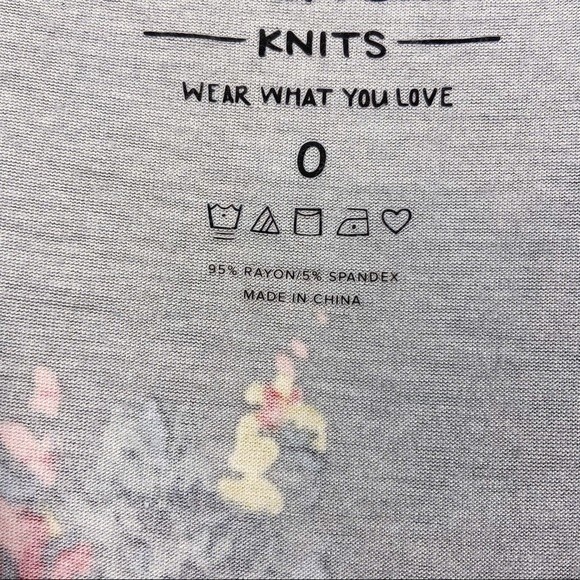 Torrid Super Soft Olive Floral V-Neck Babydoll Tee - Picture 6 of 6